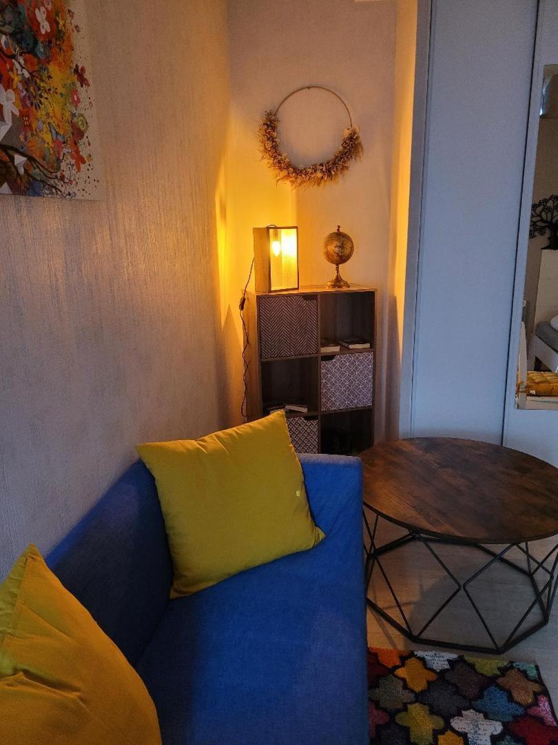 Studio Bourbon Apartment La Roche-Posay Exterior photo